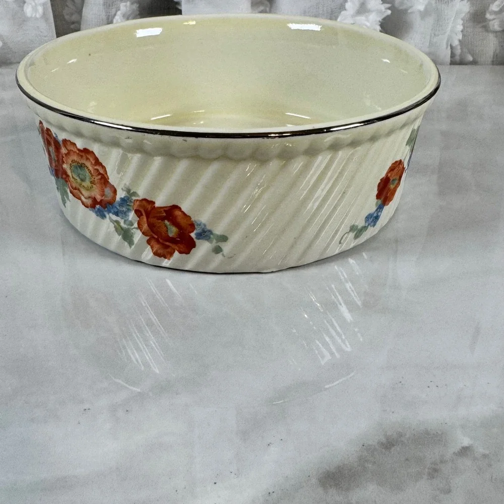 Hall 505‎ Orange Poppy Souffle Casserole Dish 7.75